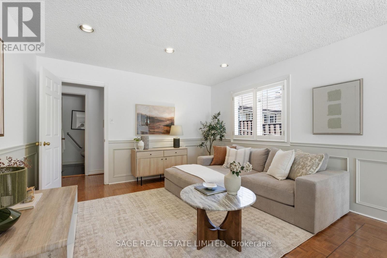 172 Burnhamthorpe Road, Toronto, Ontario  M9A 1H6 - Photo 18 - W13128116