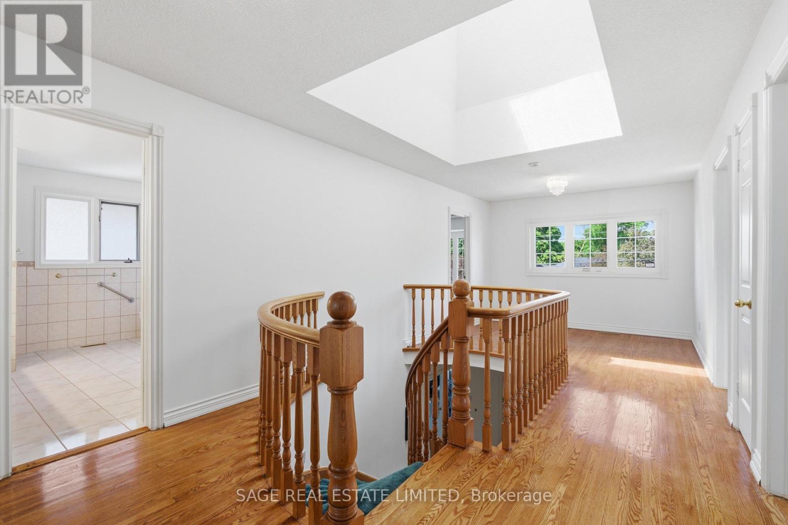 172 Burnhamthorpe Road, Toronto, Ontario  M9A 1H6 - Photo 33 - W13128116