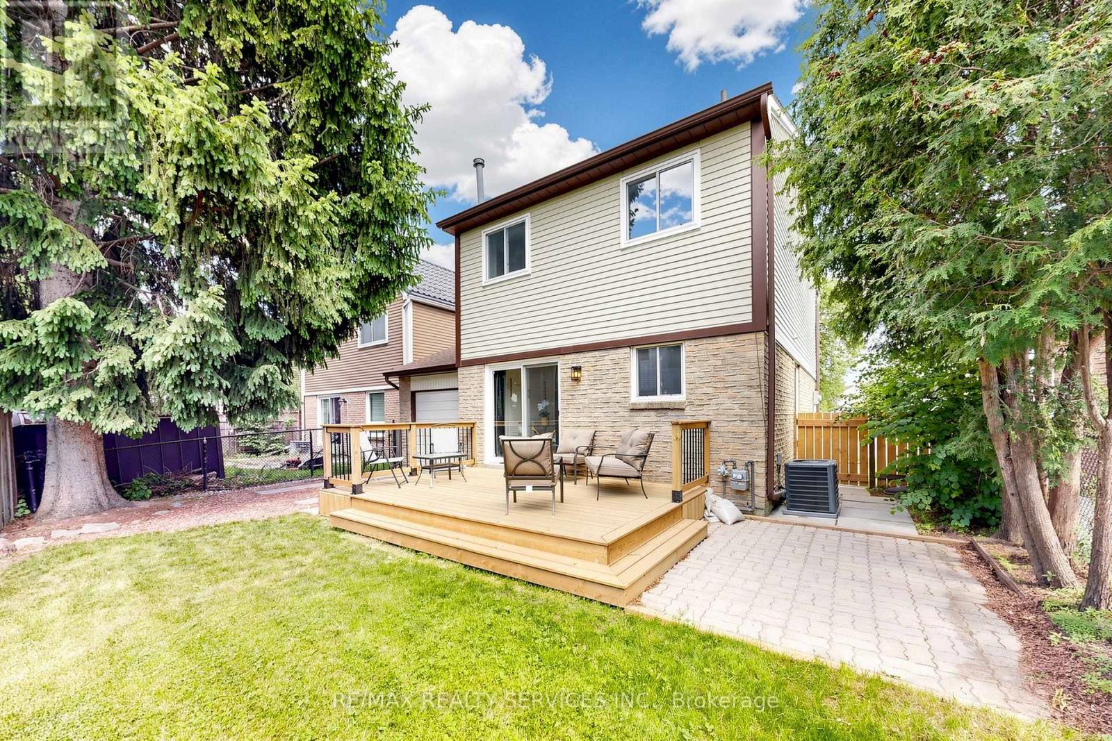 26 Mayfair Crescent, Brampton, Ontario  L6S 3N4 - Photo 44 - W13221482