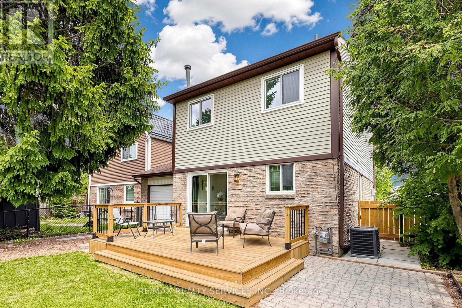 26 Mayfair Crescent, Brampton, Ontario  L6S 3N4 - Photo 46 - W13221482