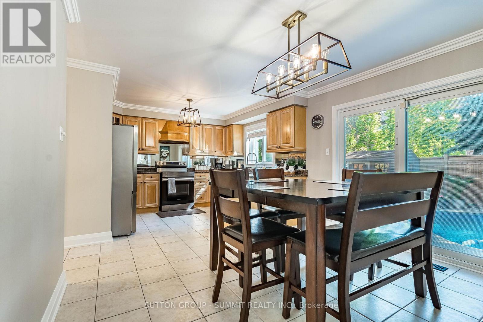 97 Grist Mill Drive, Halton Hills, Ontario  L7G 6B7 - Photo 11 - W13221608