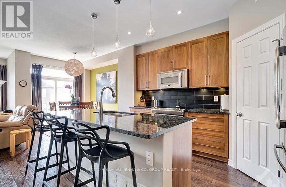 410 Stalwart Crescent, Ottawa, Ontario  K1T 0H3 - Photo 4 - X13221756