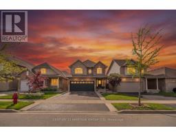 32 HYSLOP AVENUE, Hamilton, Ontario