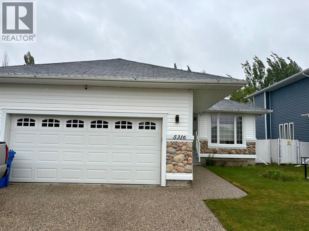 5316 43 Street, Wetaskiwin, Alberta  T9A 3T1 - Photo 1 - A2316573