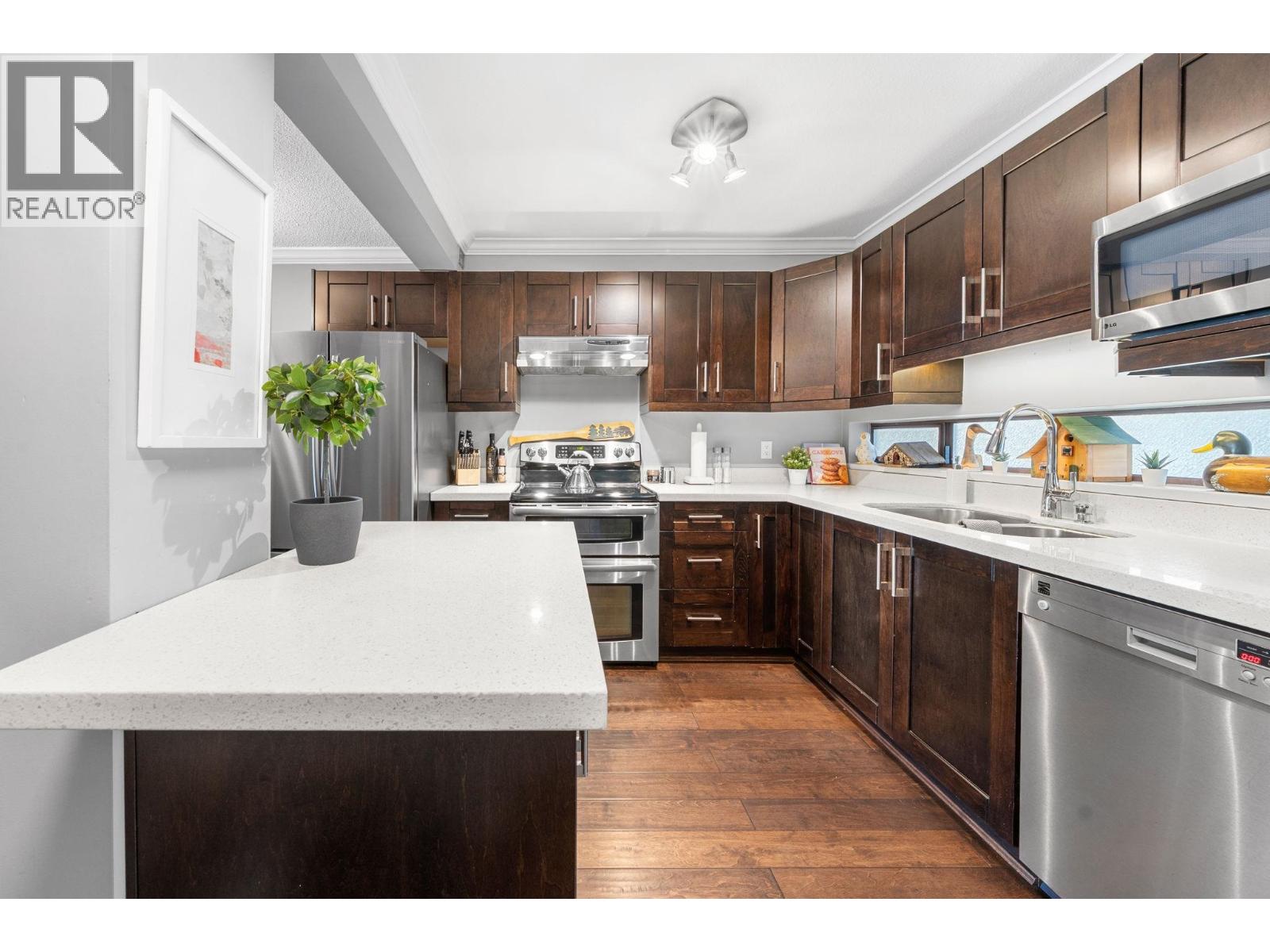 302 140 E 4th Street, North Vancouver, British Columbia  V7L 4R1 - Photo 13 - R3130102