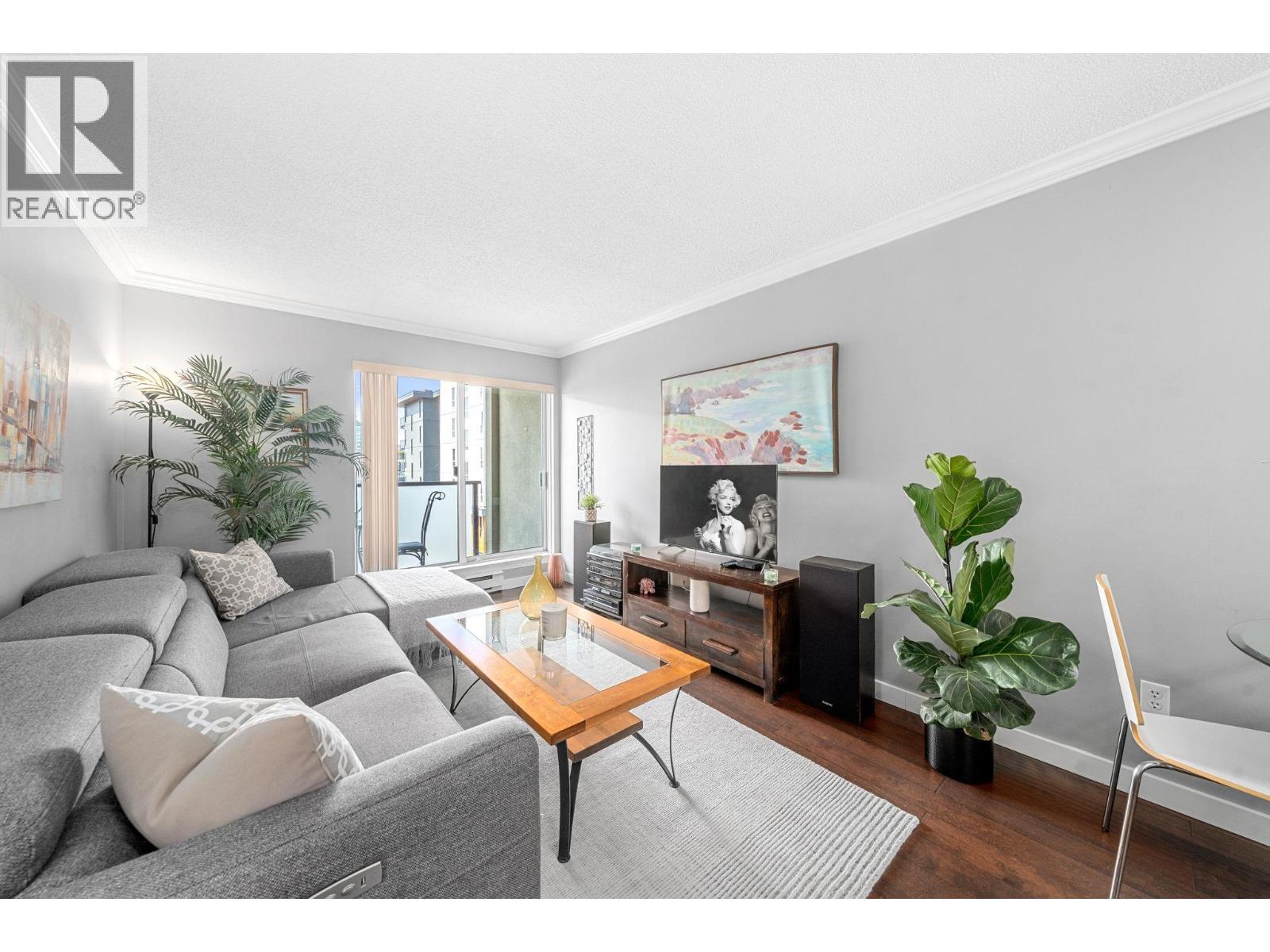 302 140 E 4th Street, North Vancouver, British Columbia  V7L 4R1 - Photo 5 - R3130102