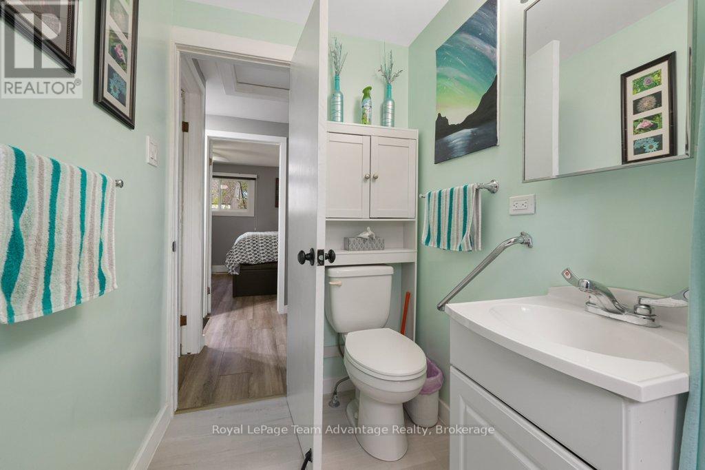 12 Victoria Avenue, Parry Sound, Ontario  P2A 2C1 - Photo 33 - X13221694