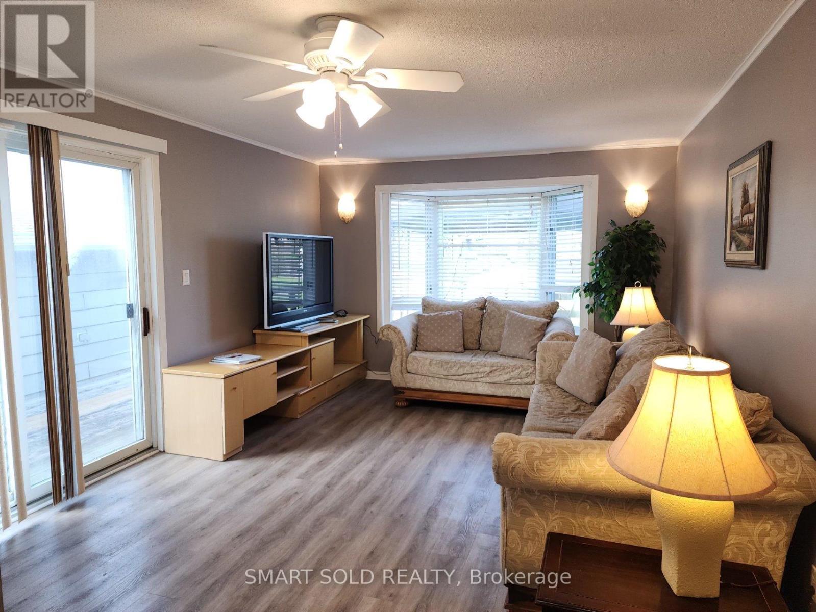 75 Lake Avenue, Ramara, Ontario  L0K 1B0 - Photo 13 - S13218922