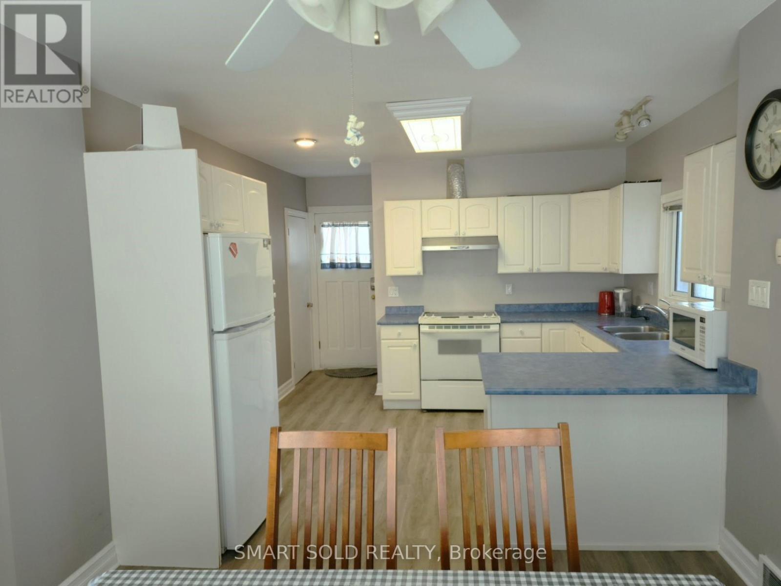 75 Lake Avenue, Ramara, Ontario  L0K 1B0 - Photo 17 - S13218922