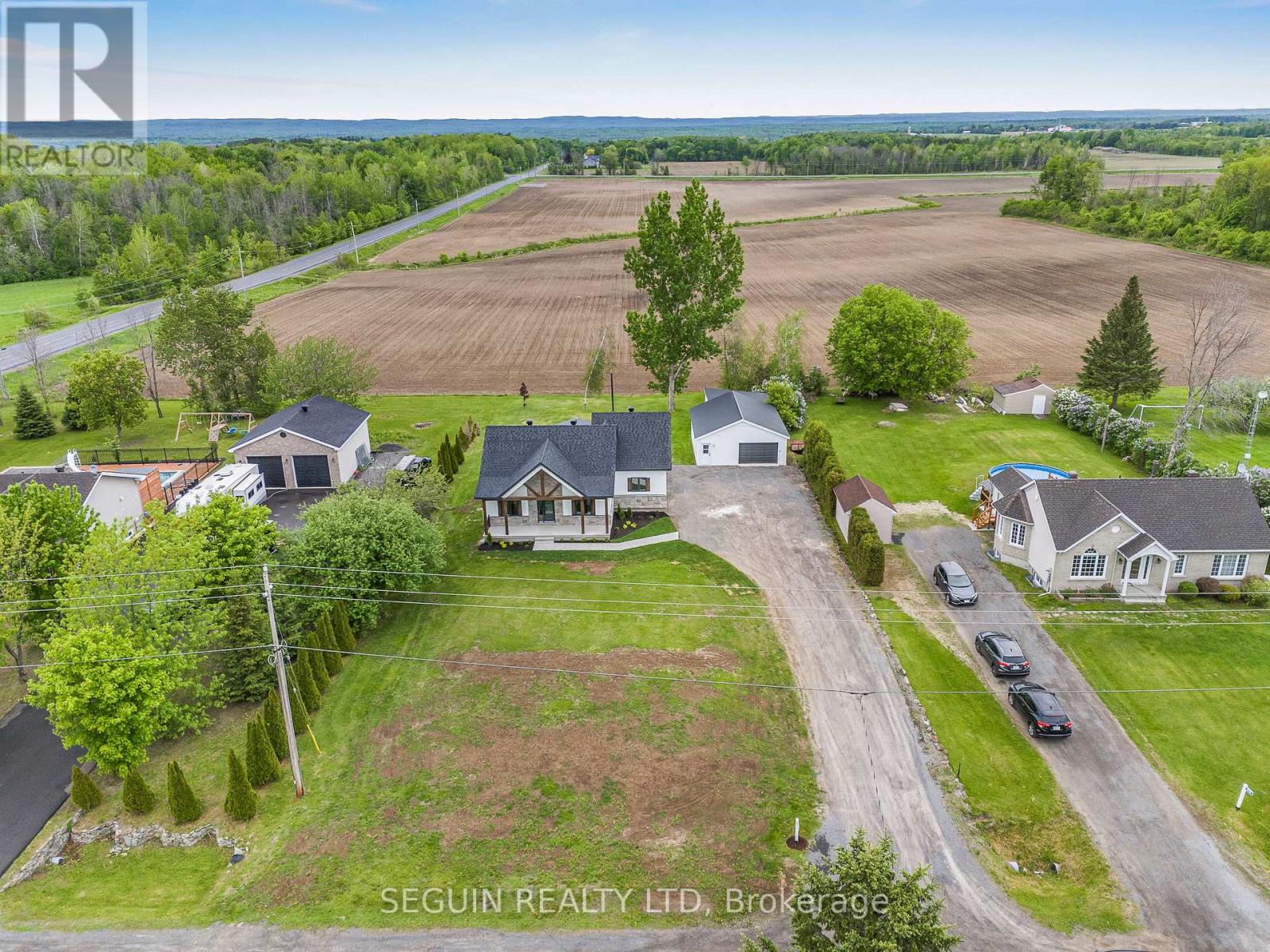 2785 Pattee Road E, East Hawkesbury, Ontario  K6A 0G3 - Photo 3 - X13221708