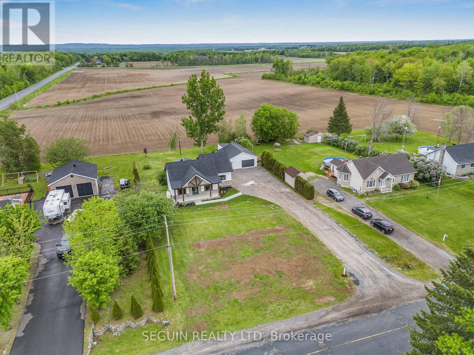 2785 Pattee Road E, East Hawkesbury, Ontario  K6A 0G3 - Photo 4 - X13221708