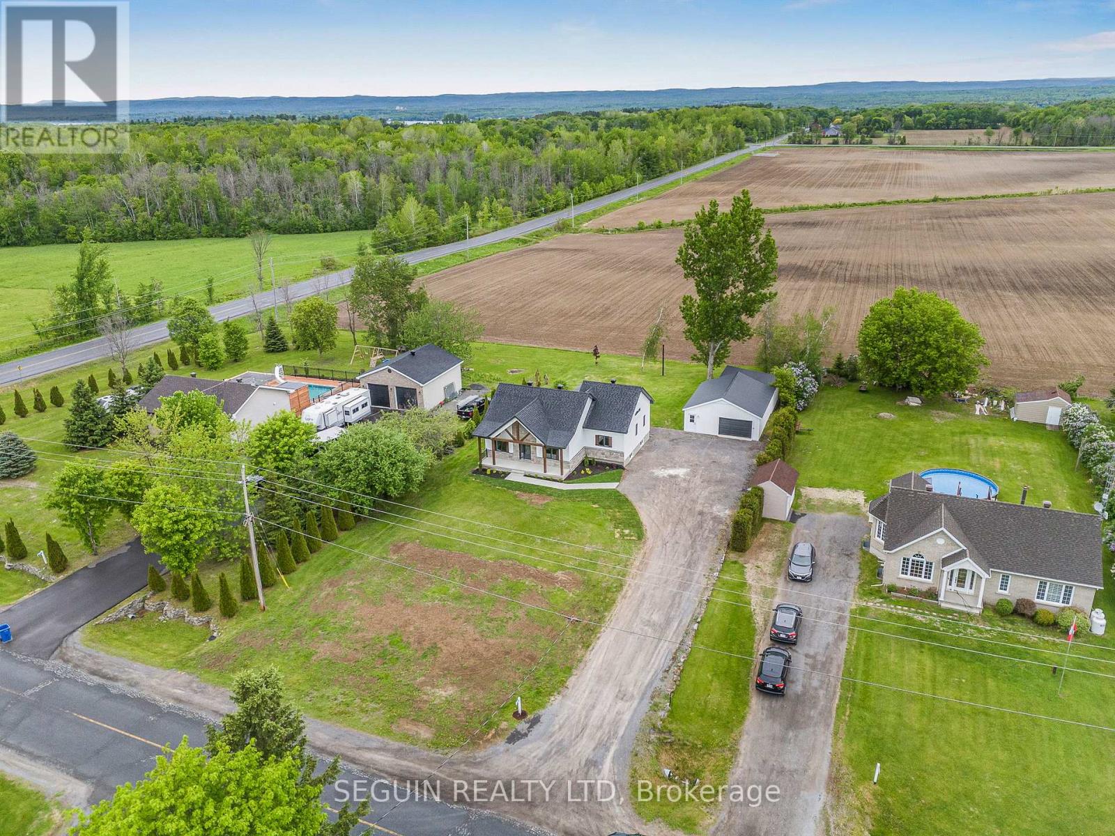 2785 Pattee Road E, East Hawkesbury, Ontario  K6A 0G3 - Photo 5 - X13221708
