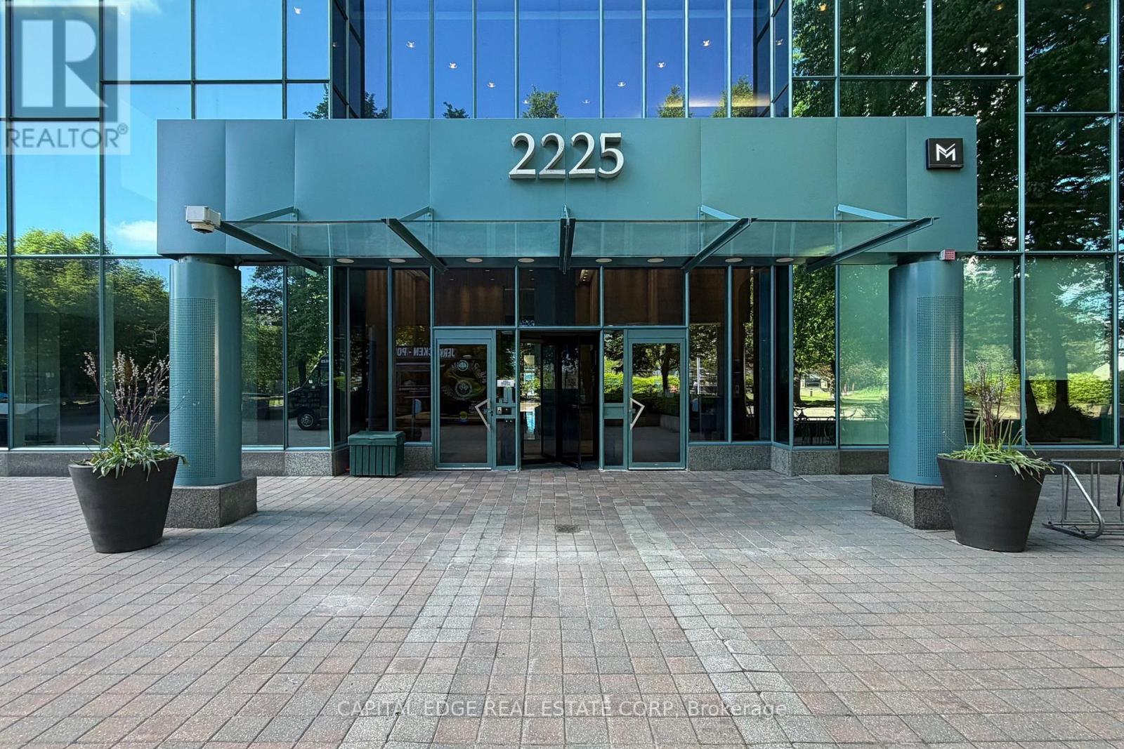 1500 - 2225 Sheppard Avenue E, Toronto, Ontario  M2J 4Y1 - Photo 2 - C13221800