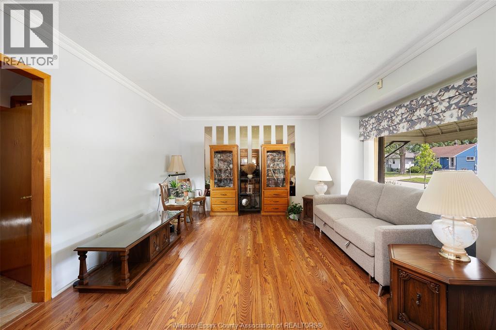 1393 Tourangeau, Windsor, Ontario N8Y 4J1 - Photo 11 - 26012661