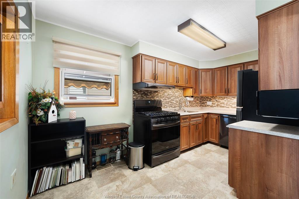 1393 Tourangeau, Windsor, Ontario N8Y 4J1 - Photo 13 - 26012661