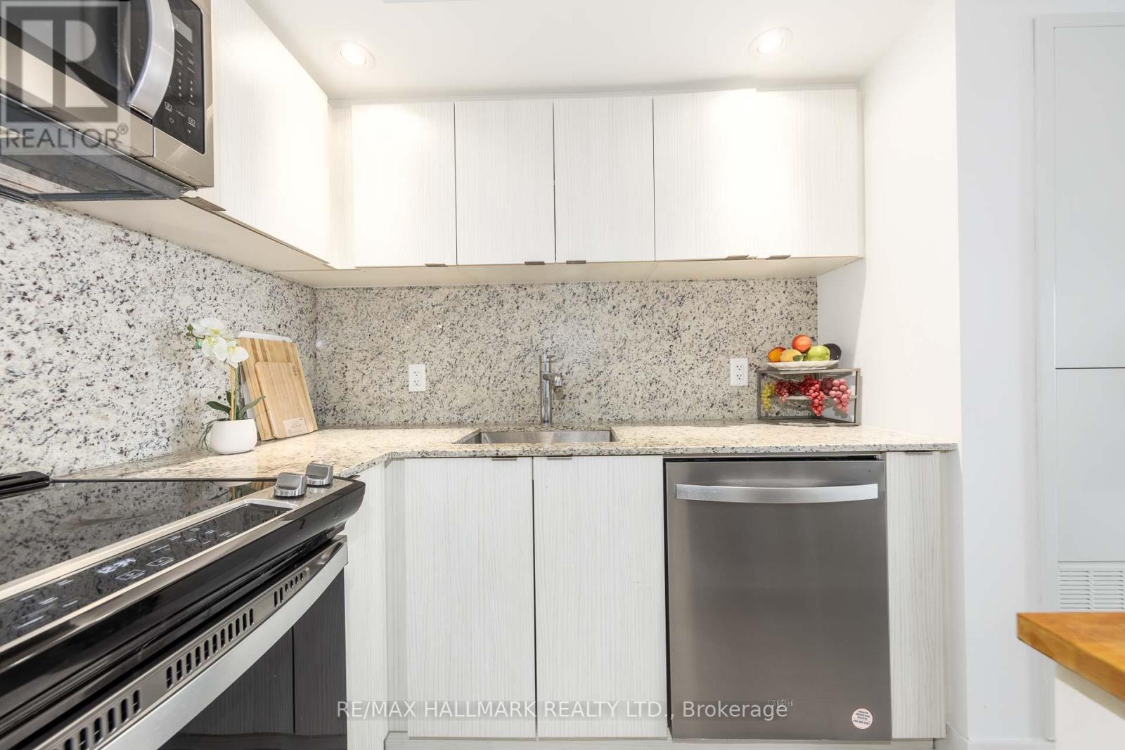 2201 - 10 Eva Road, Toronto, Ontario  M9C 0B3 - Photo 7 - W13171318