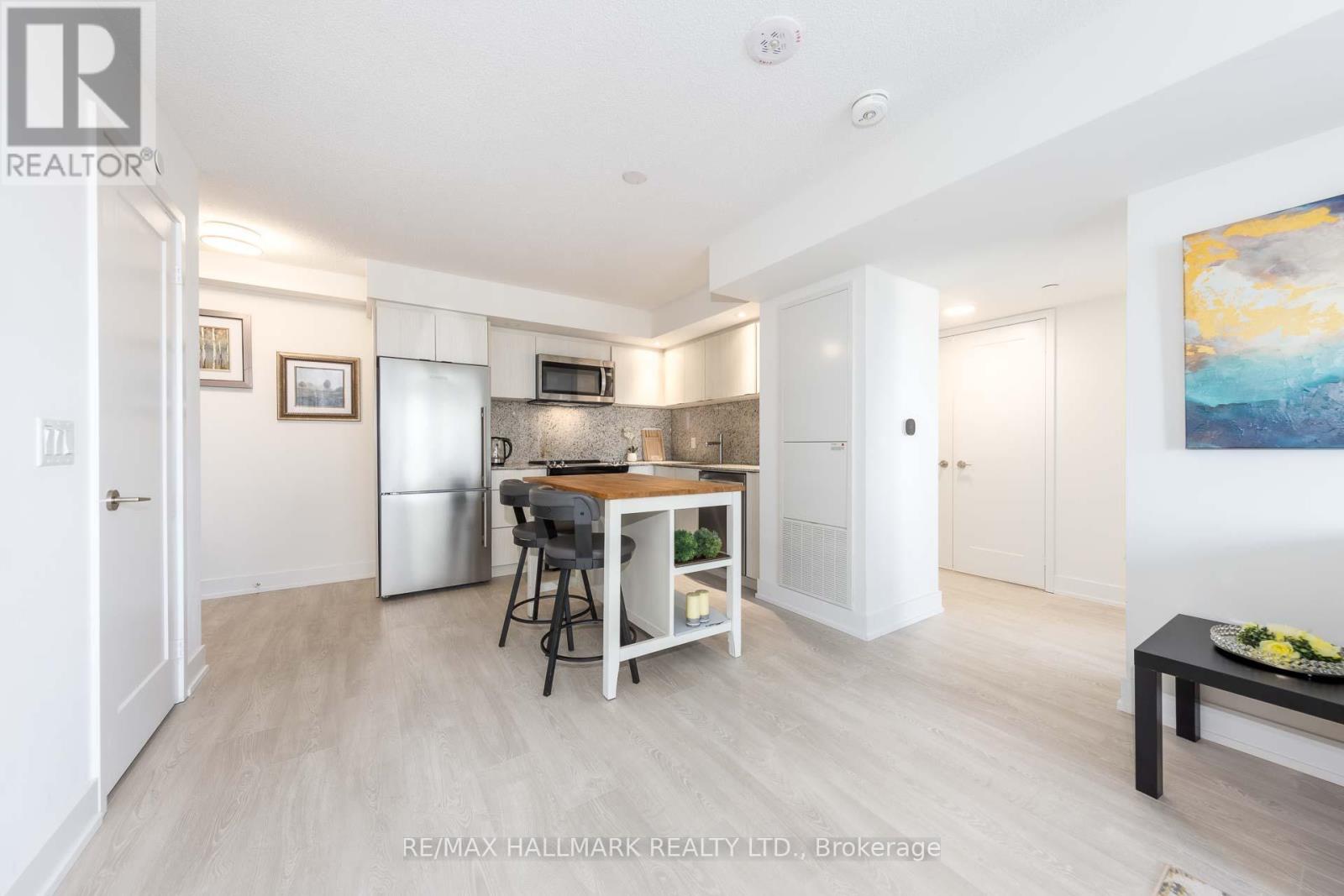 2201 - 10 Eva Road, Toronto, Ontario  M9C 0B3 - Photo 15 - W13171318