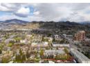 1055 Lawrence Avenue Unit# 202, Kelowna, BC V1Y 6M3
