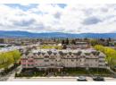 1055 Lawrence Avenue Unit# 202, Kelowna, BC V1Y 6M3