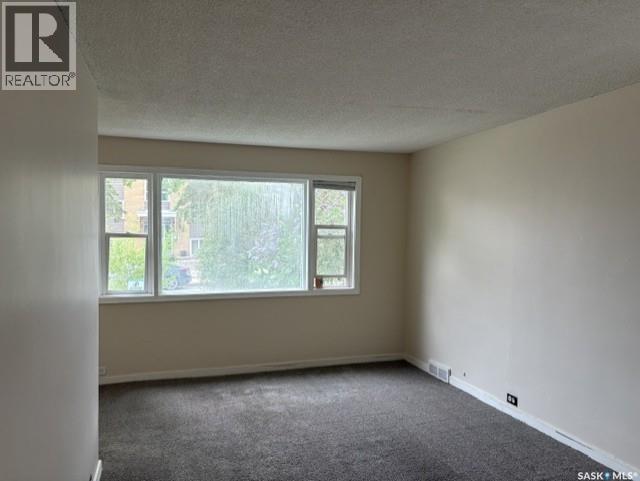 2047 Retallack Street, Regina, Saskatchewan  S4T 2K3 - Photo 2 - SK037708
