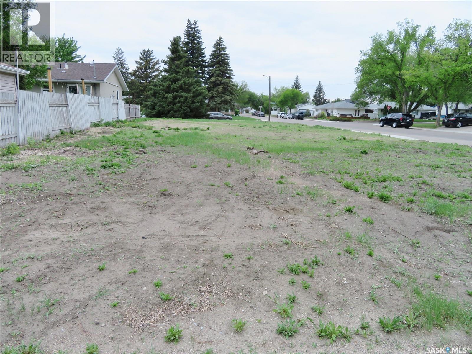 2301 Mckinnon Avenue S, Saskatoon, Saskatchewan  S7J 1N7 - Photo 4 - SK037675
