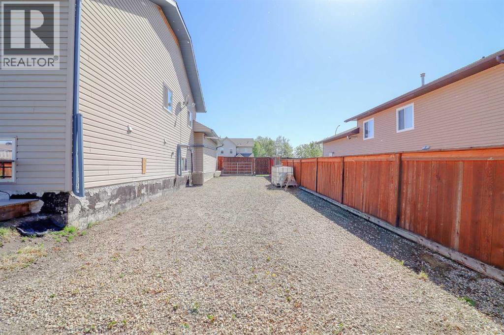10113 93 Street, Sexsmith, Alberta  T0H 3C0 - Photo 31 - A2315629
