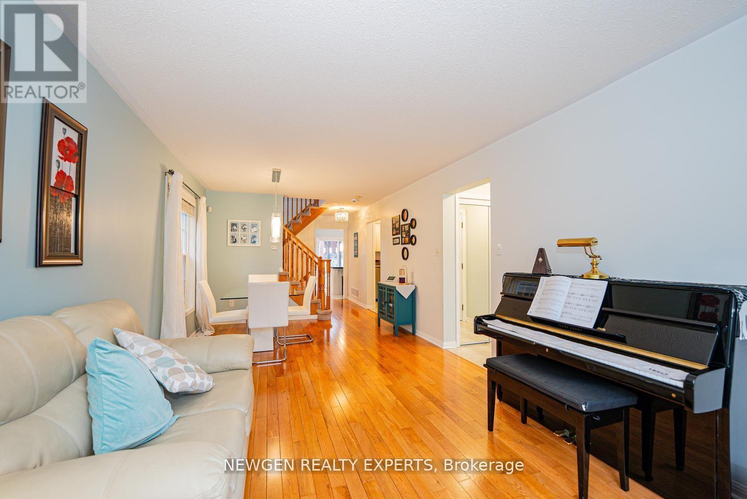 14 Mendoza Drive, Brampton, Ontario  L7A 3M3 - Photo 7 - W13221650