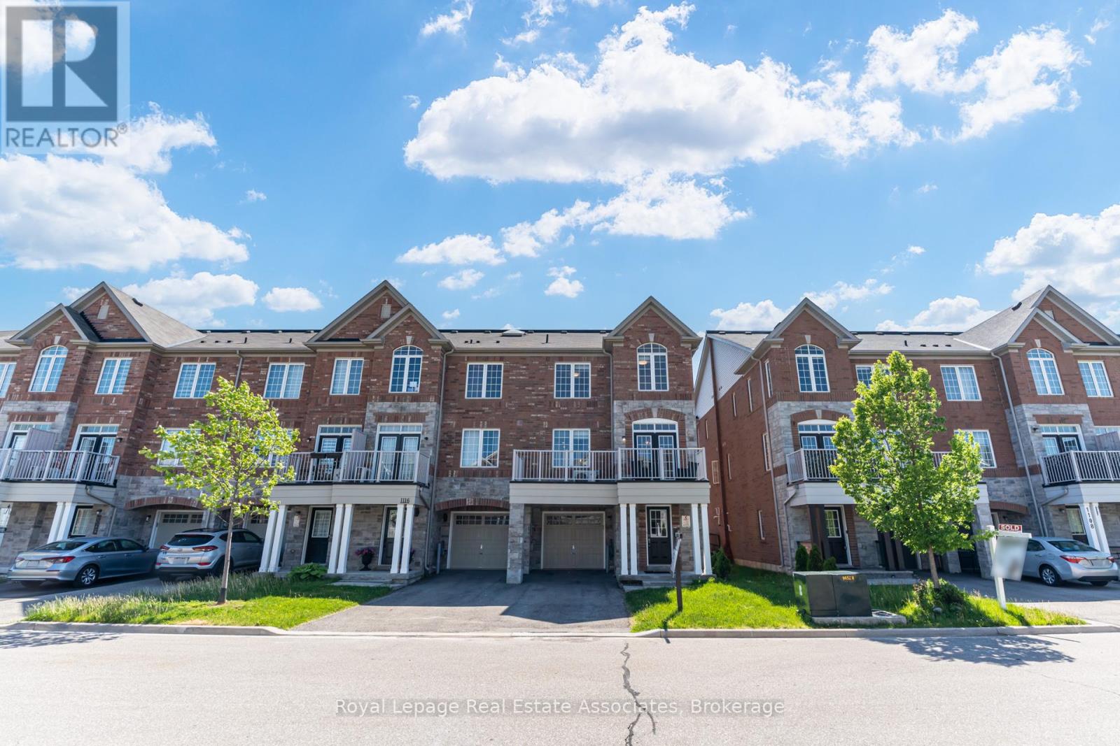 1114 DURNO COURT, Milton, Ontario