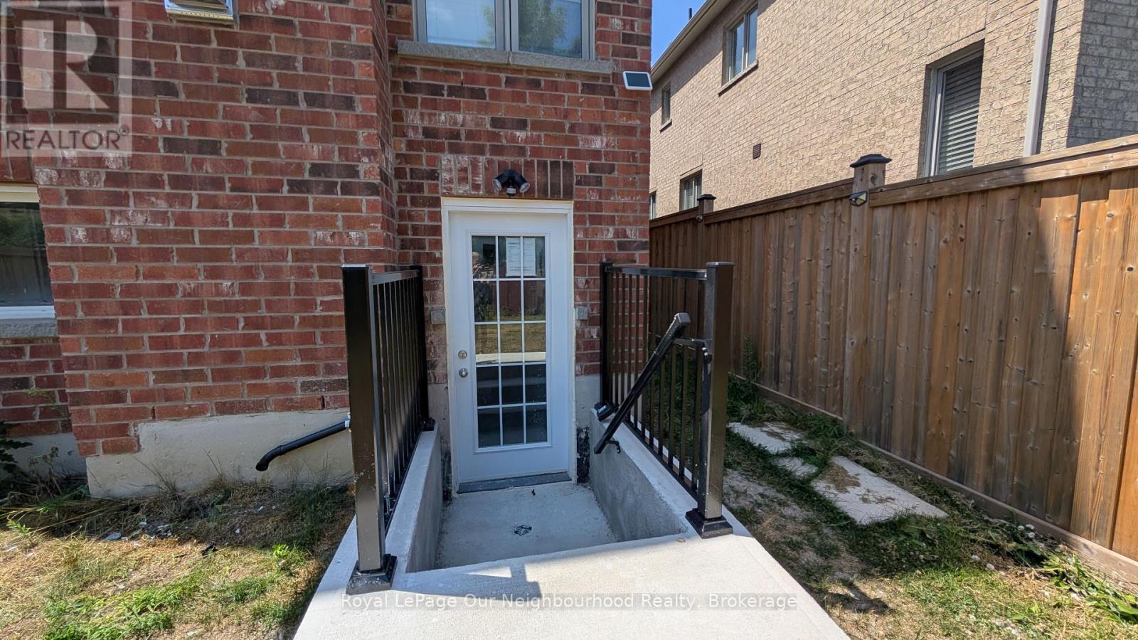 Lower - 31 Terry Crescent, Clarington, Ontario  L1C 0W4 - Photo 10 - E13222206