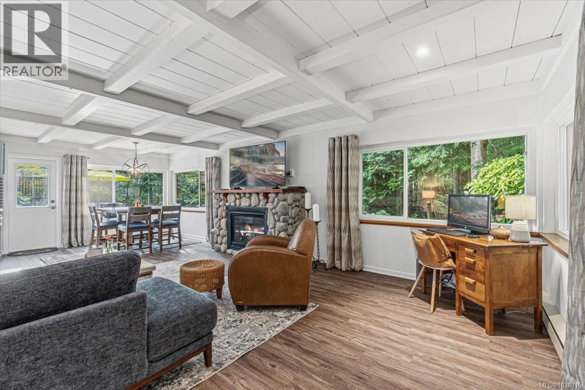 324 Chester Rd, Qualicum Beach, British Columbia  V9K 1B9 - Photo 11 - 1038815