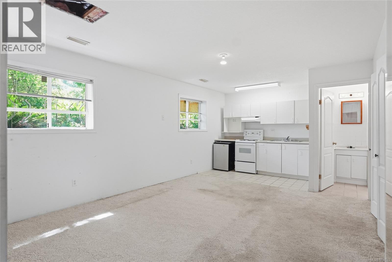 5684 Carrington Rd, Nanaimo, British Columbia  V9T 6C2 - Photo 6 - 1038533
