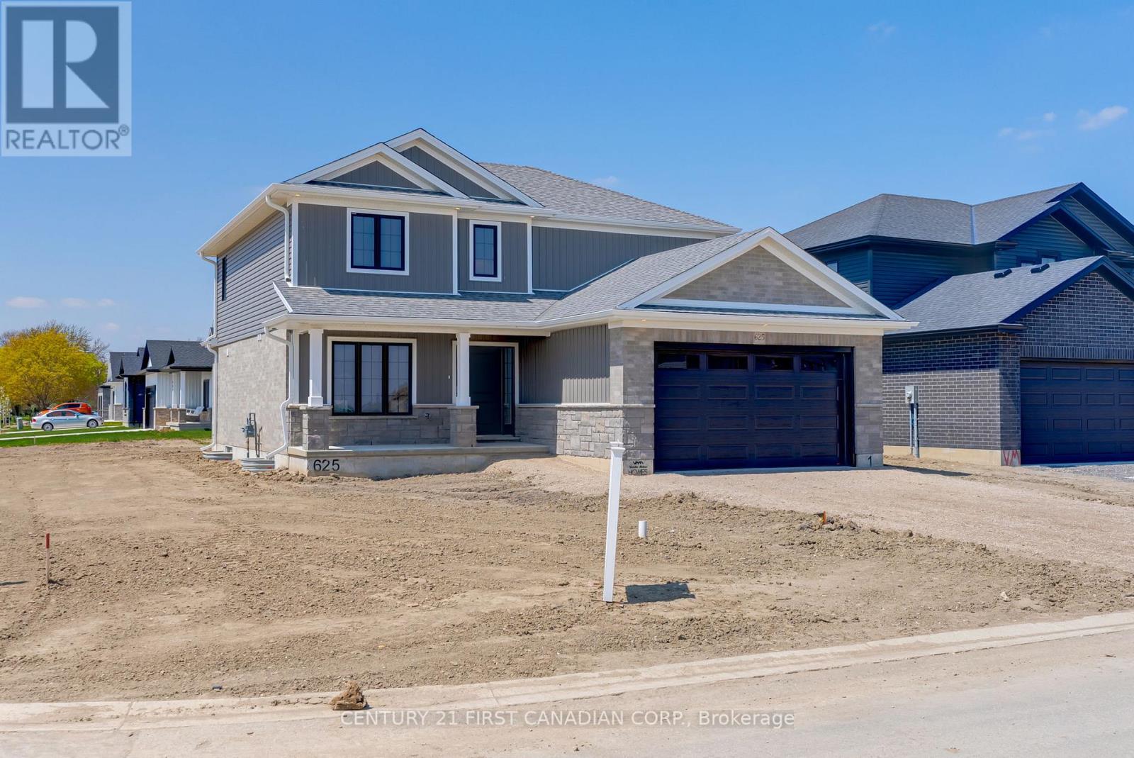 106 Mapledene Lane, Lucan Biddulph (Lucan), Ontario  N0M 2J0 - Photo 2 - X13221982
