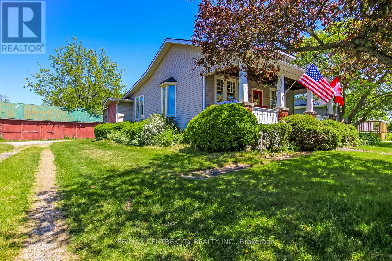 40024 Talbot Line, Southwold (Talbotville), Ontario  N5P 3T2 - Photo 2 - X13222020