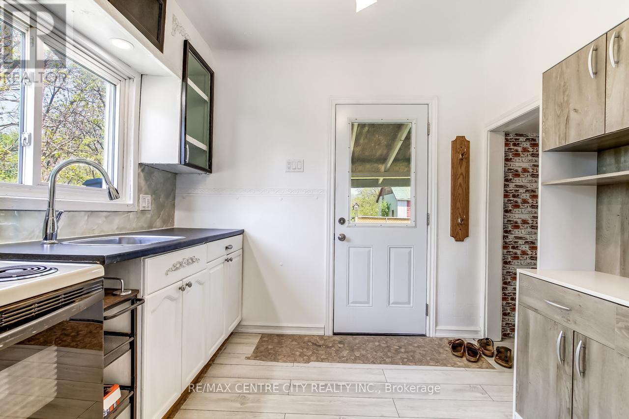 40024 Talbot Line, Southwold (Talbotville), Ontario  N5P 3T2 - Photo 38 - X13222020