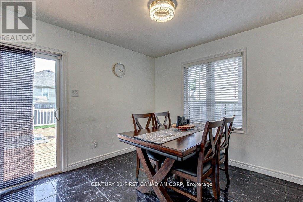 1876 Coronation Drive, London North, Ontario  N6G 0A5 - Photo 10 - X13222154
