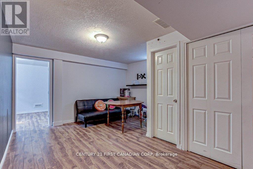 1876 Coronation Drive, London North, Ontario  N6G 0A5 - Photo 23 - X13222154