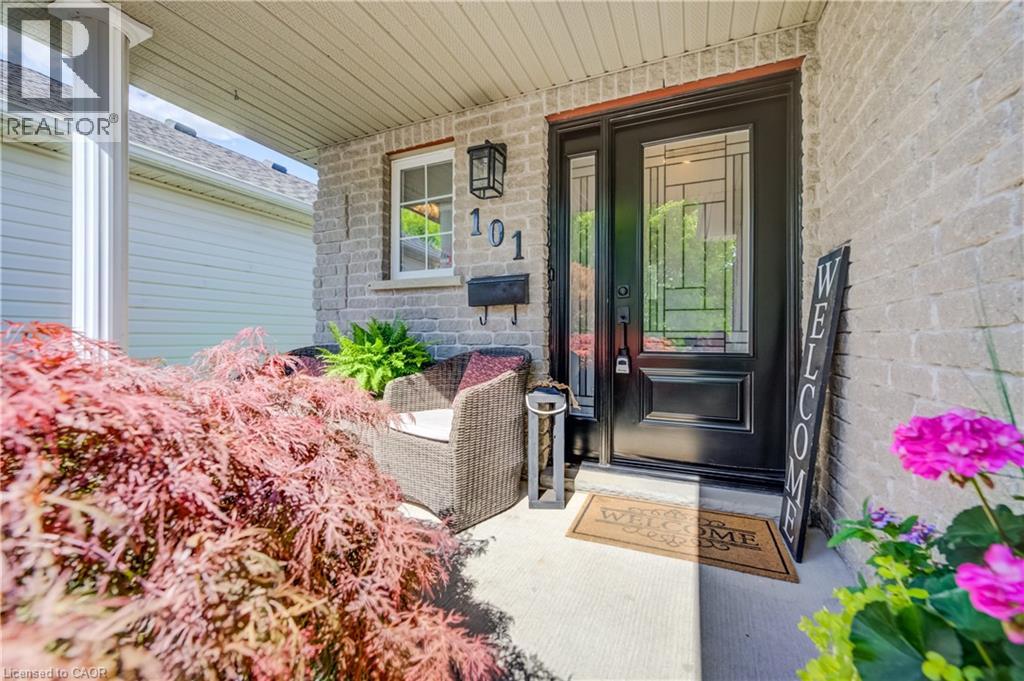 101 Edgemere Drive, Cambridge, Ontario  N1P 1E9 - Photo 4 - 40835206