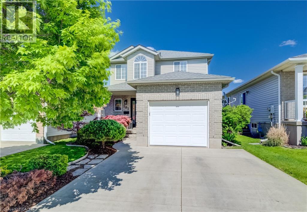 101 Edgemere Drive, Cambridge, Ontario  N1P 1E9 - Photo 1 - 40835206