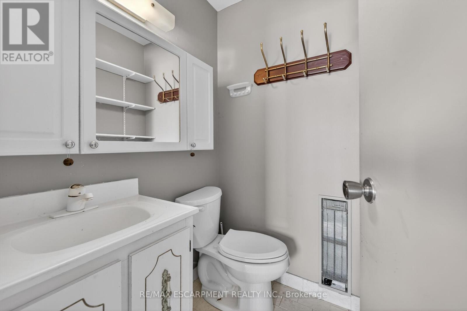 1904 - 301 Frances Avenue, Hamilton, Ontario  L8E 3W6 - Photo 28 - X13221780