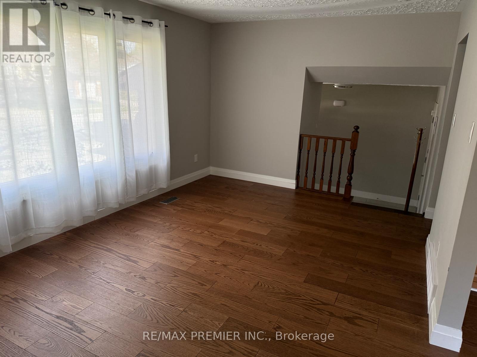 Upper Unit - 416 Cole Road, Guelph, Ontario  N1G 3J8 - Photo 10 - X13221810