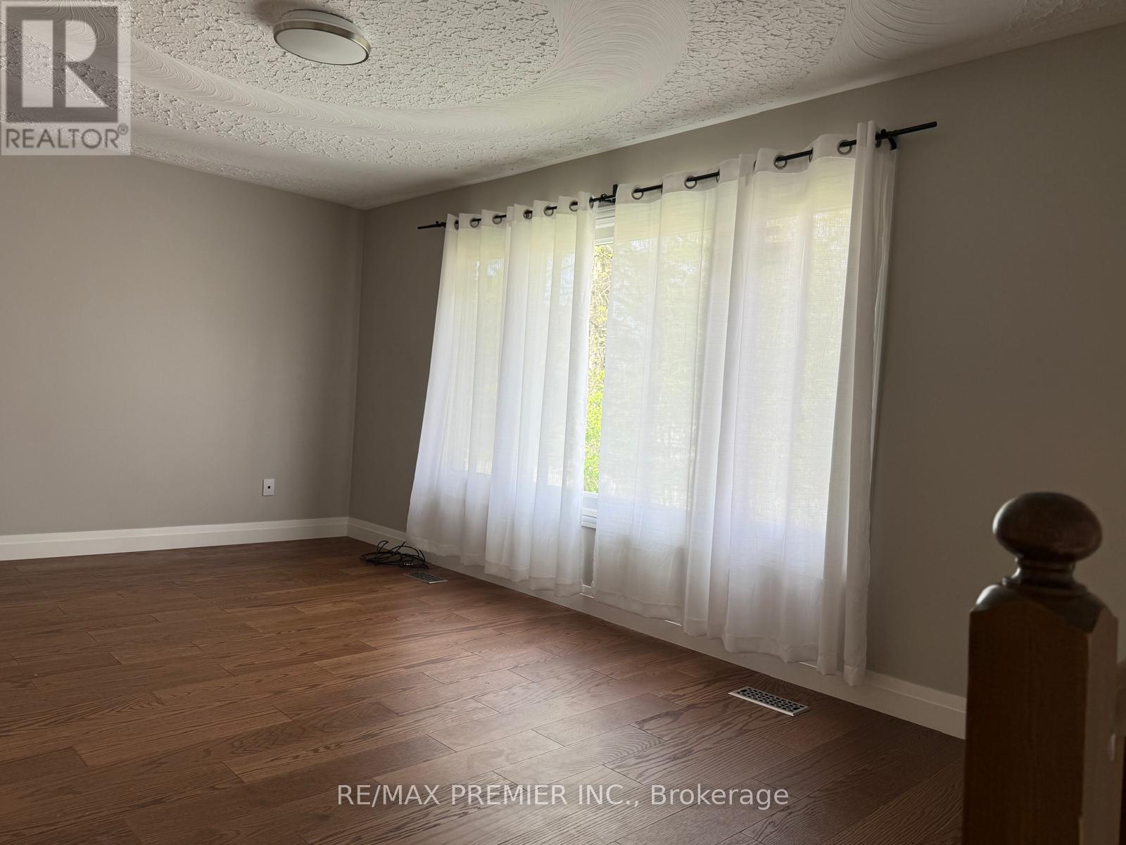 Upper Unit - 416 Cole Road, Guelph, Ontario  N1G 3J8 - Photo 11 - X13221810