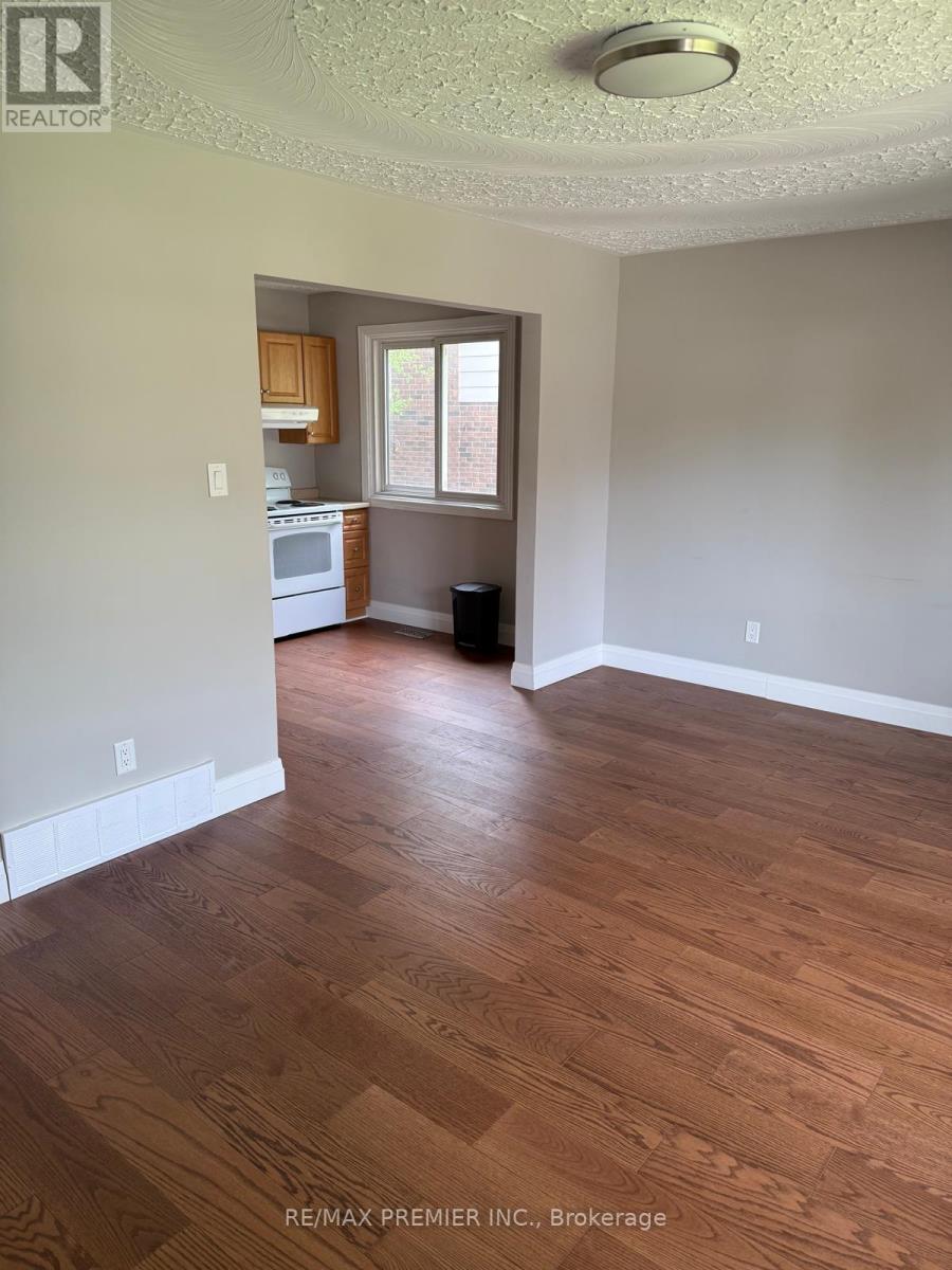 Upper Unit - 416 Cole Road, Guelph, Ontario  N1G 3J8 - Photo 12 - X13221810