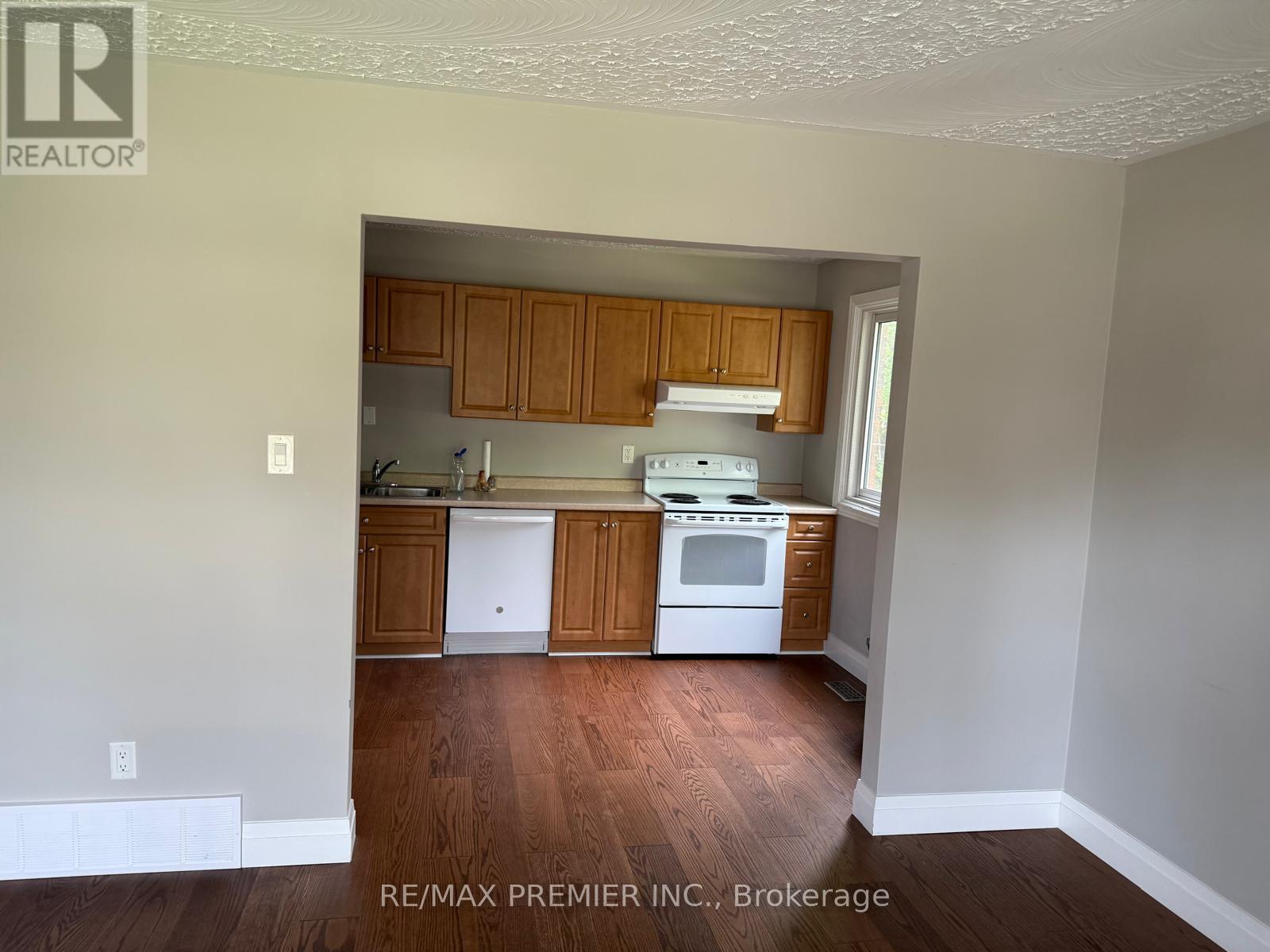 Upper Unit - 416 Cole Road, Guelph, Ontario  N1G 3J8 - Photo 13 - X13221810