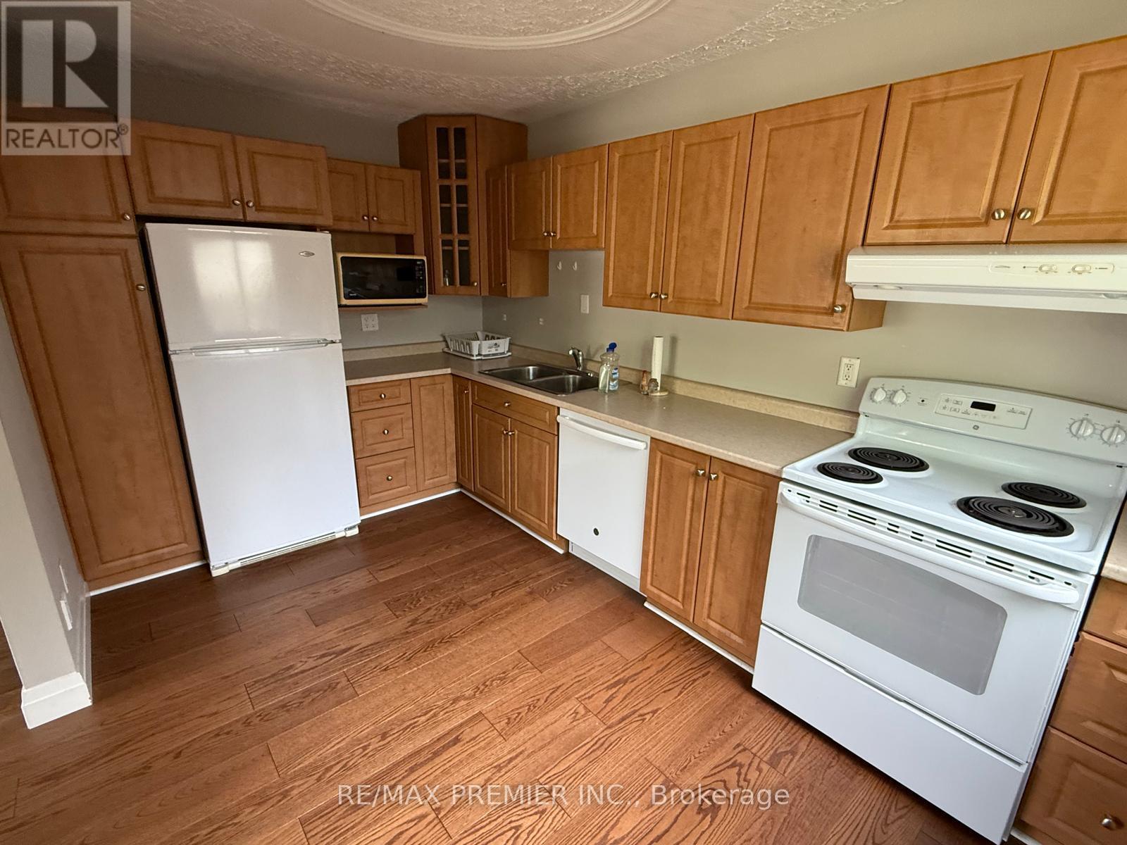 Upper Unit - 416 Cole Road, Guelph, Ontario  N1G 3J8 - Photo 14 - X13221810