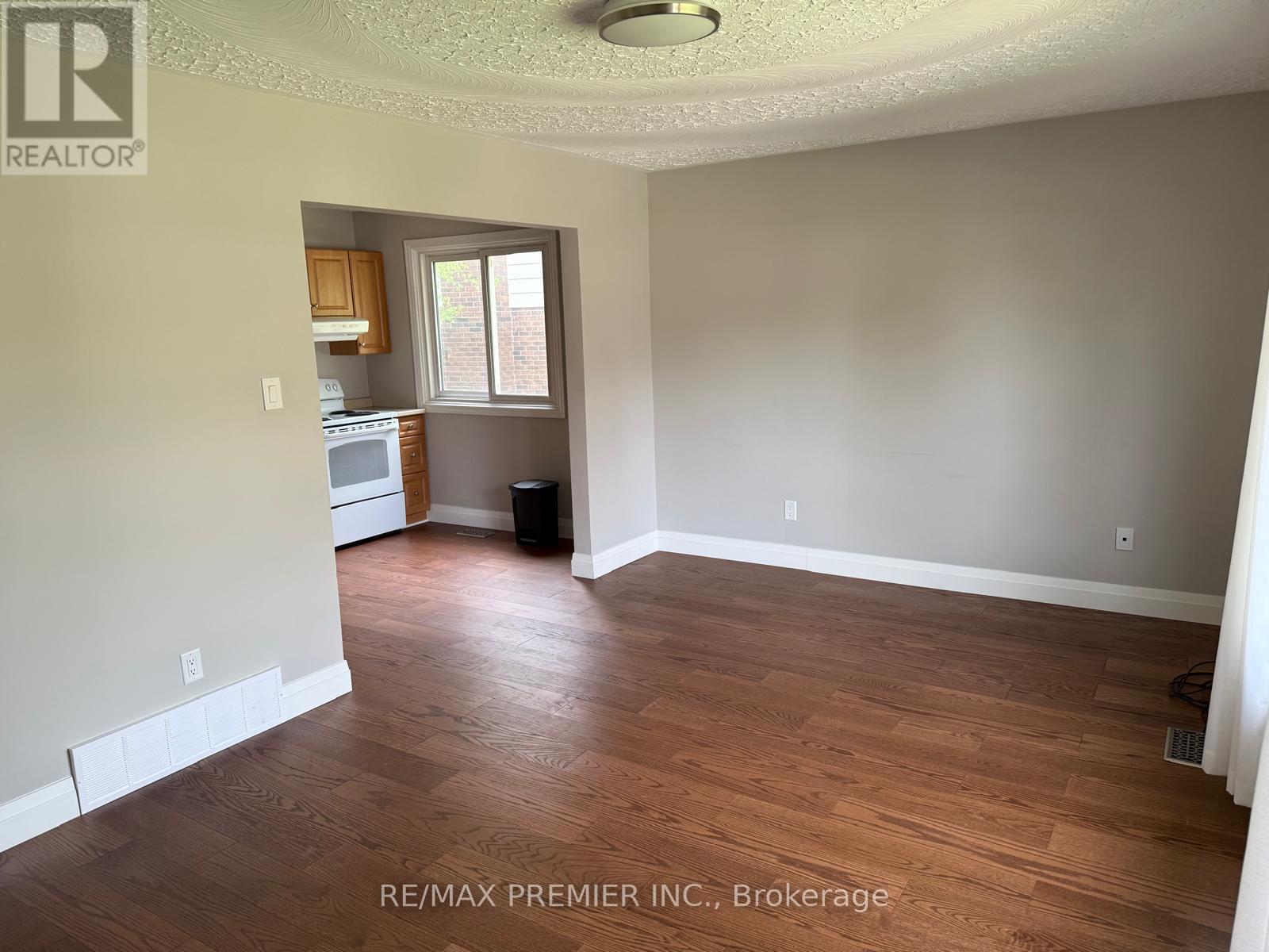 Upper Unit - 416 Cole Road, Guelph, Ontario  N1G 3J8 - Photo 18 - X13221810