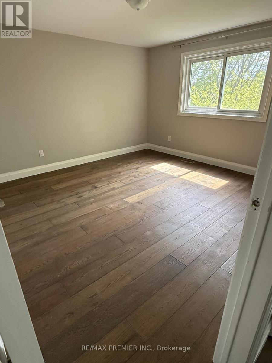 Upper Unit - 416 Cole Road, Guelph, Ontario  N1G 3J8 - Photo 25 - X13221810
