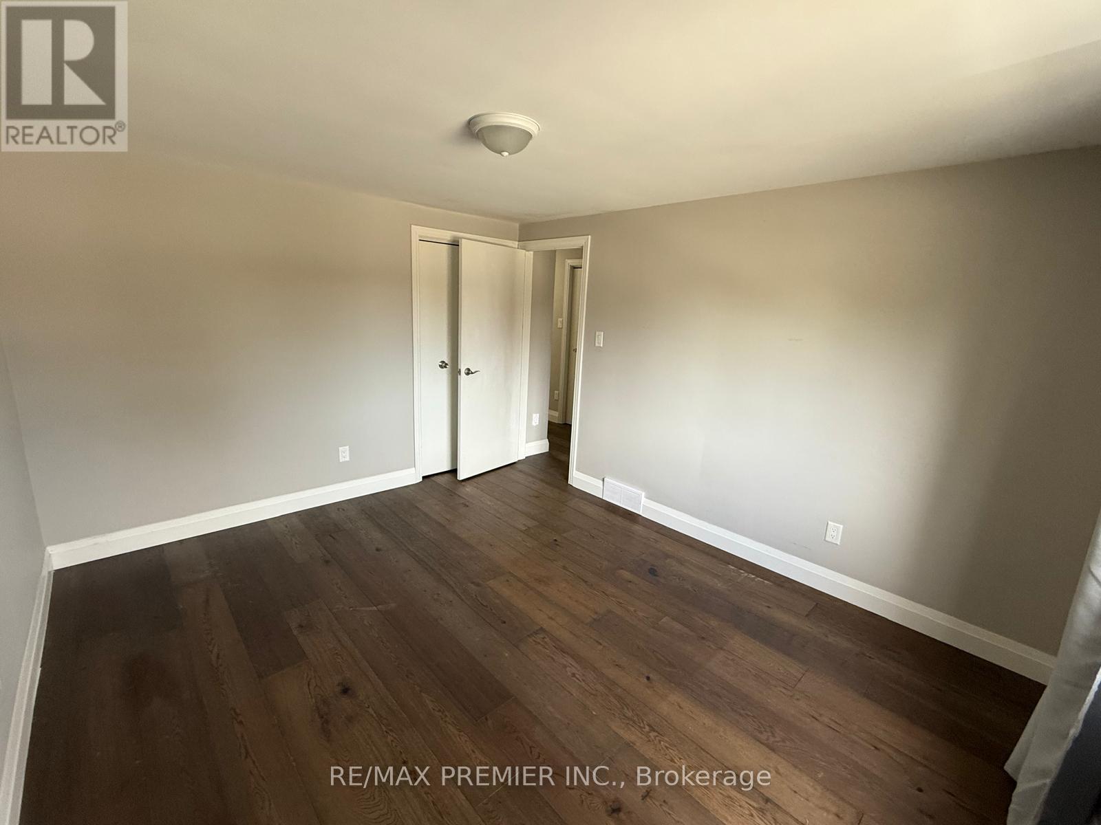 Upper Unit - 416 Cole Road, Guelph, Ontario  N1G 3J8 - Photo 29 - X13221810