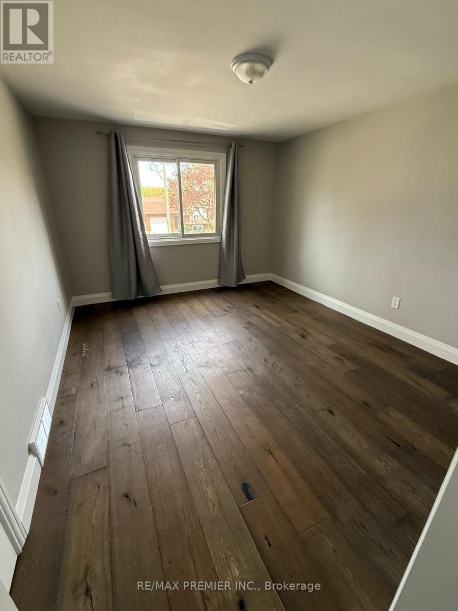 Upper Unit - 416 Cole Road, Guelph, Ontario  N1G 3J8 - Photo 30 - X13221810