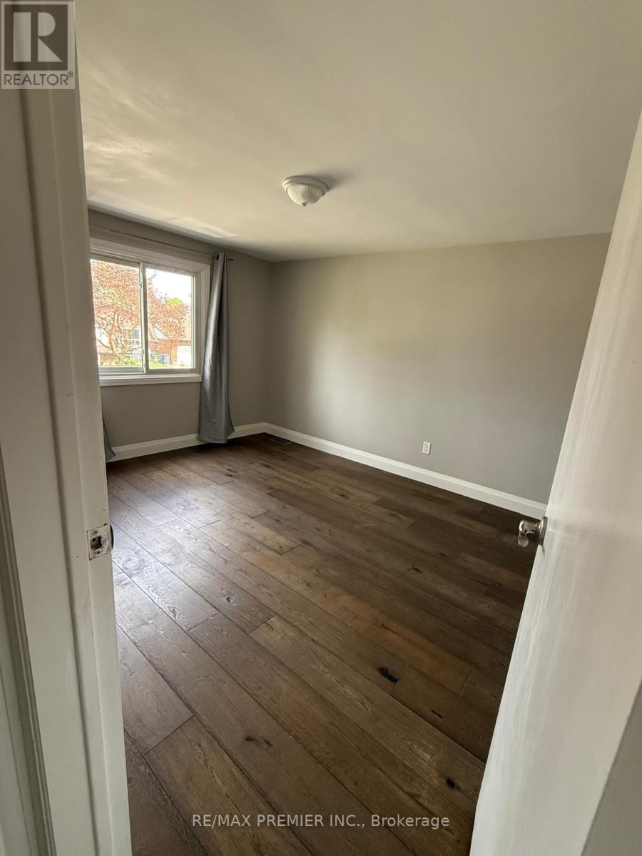 Upper Unit - 416 Cole Road, Guelph, Ontario  N1G 3J8 - Photo 33 - X13221810