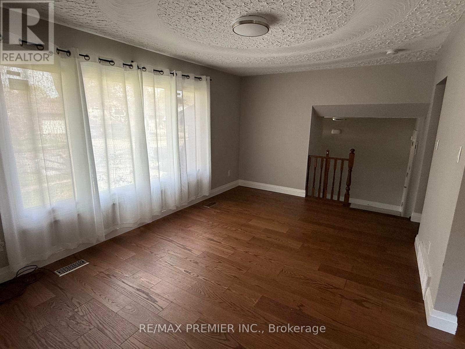 Upper Unit - 416 Cole Road, Guelph, Ontario  N1G 3J8 - Photo 9 - X13221810